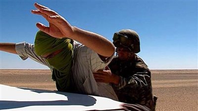 الجزائر: إرهابي يسلم نفسه للسلطات العسكرية جنوبي البلاد