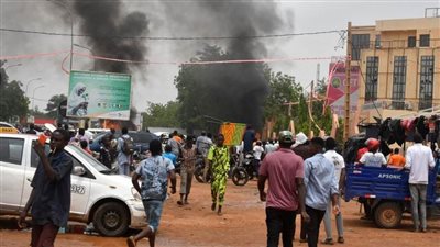 النيجر: ثلاثية الفقر واليورانيوم والمصالح الخارجية تجعل الحفاظ على كيان الدولة 
