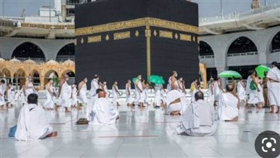 وصول أولى رحلات ضيوف الرحمن القادمين لأداء العمرة لعام 1445هـ