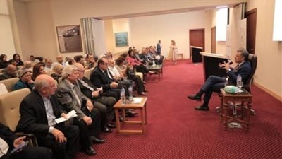 عاجل.. تفاصيل الحوار الساخن بين وزير السياحة مع الصحفيين والإعلاميين