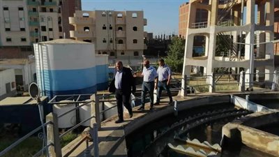 حملات دورية لصيانة وتطهير شبكات مياه الشرب والصرف الصحي بالمنيا