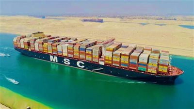 عاجل.. ارتفاع متوسط العبور اليومي للقناة إلى 72 سفينة خلال العام الجاري