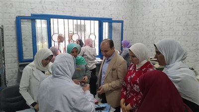 وكيل مديرية الصحة بالبحيرة يتابع العمل بمركز صحة الأسرة بالأبعادية