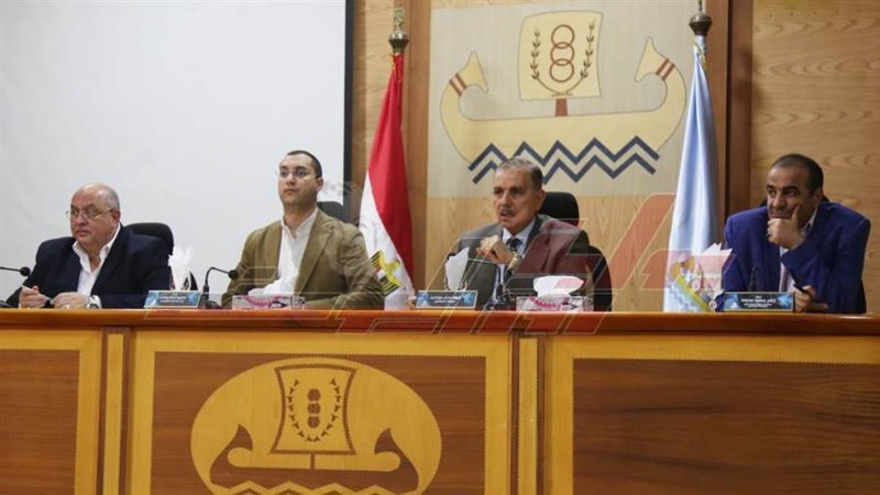 محافظ كفرالشيخ