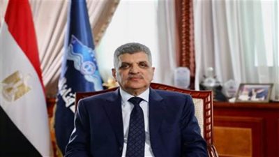 رئيس هيئة قناة السويس يتفقد شركة قناة السويس للاستزراع المائي