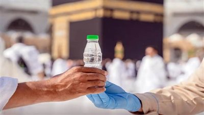 جهود يومية بمنظومة خدمات سقيا زمزم بالمسجد الحرام