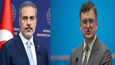 مباحثات هاتفية بين وزيري خارجيتي أوكرانيا وتركيا لبحث جهود إعادة مبادرة الحبوب