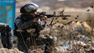 الاحتلال الإسرائيلي يطلق النار على سيارة شمال 