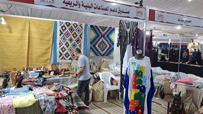 إقبال متزايد على المنتجات المصرية.. ومنافسة مع 300 عارض يمثلون 15 دولة عربية وآسيوية