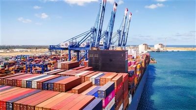 تداول 45 سفينة للحاويات والبضائع العامة بميناء دمياط