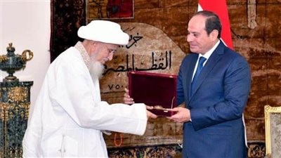 عاجل| بالصور.. الرئيس السيسي يمنح 