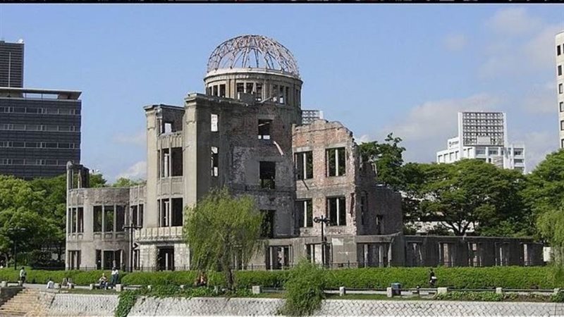 النصب التذكاري في