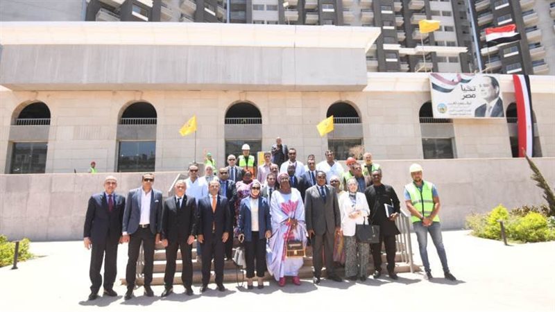 وزيرة الإسكان الكاميرونية