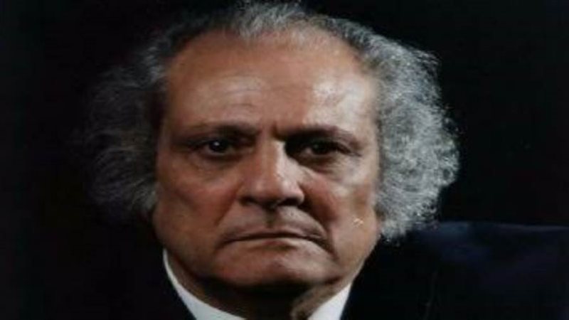 الفنان الكبير الراحل