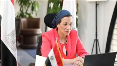 وزيرة البيئة تشيد بالفلاح المصري في نجاح منظومة المخلفات الزراعية