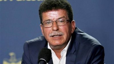 رئيس فلسطين يعين قدورة فارس رئيسًا لهيئة شؤون الأسرى والمحررين