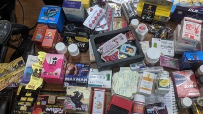 هيئة الدواء تضبط أدوية مهربة مجهولة المصدر