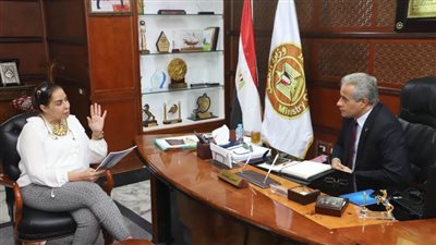 النائبة غادة عجمي تلتقي وزير العمل لعرض مقترح إنشاء أكاديمية لتأهيل 