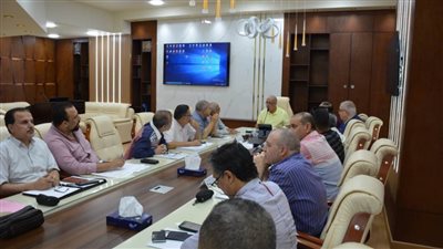  الفضالي يشهد تكريم عاملين بالمترو لحصولهم على درجة الماجستير 