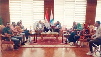 رئيس جامعة كفر الشيخ يستقبل وفد الجهاز المركزي للتنظيم والإدارة