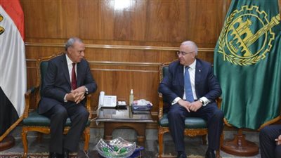 محافظ القليوبية يبحث مع سفير أذربيجان توطيد العلاقة والتبادل الثقافي والاقتصادي 