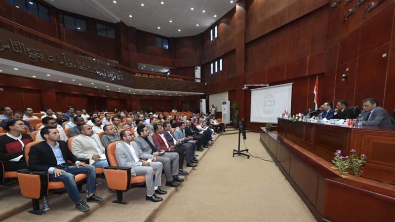 الدكتور وليد عباسنائب