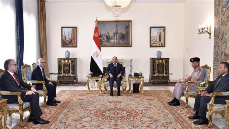 الرئيس السيسي يستقبل