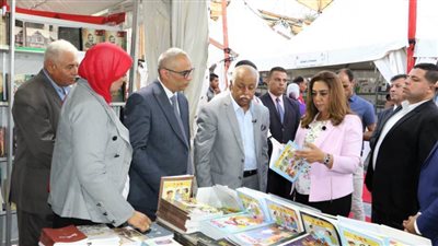 محافظ دمياط ورئيس قصور الثقافة يشهدان ألوانًا من الفنون البورسعيدية