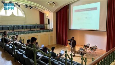 15 شابًا سعوديًا يقدمون إبداعاتهم في مجال البرمجيات والذكاء الاصطناعي بمعسكر 