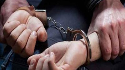 ضبط شخصين لقيامهما بالنصب والإحتيال على المواطنين بزعم قدرتهما على تعديل درجات الثانوية العامة