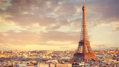 فرنسا: إعادة فتح برج إيفل بعد بلاغ كاذب بوجود قنبلة