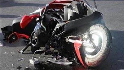 مصرع وإصابة 4 أشخاص في تصادم دراجتين بخاريتين بالأقصر