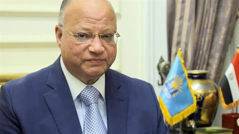 محافظ القاهرة خالد