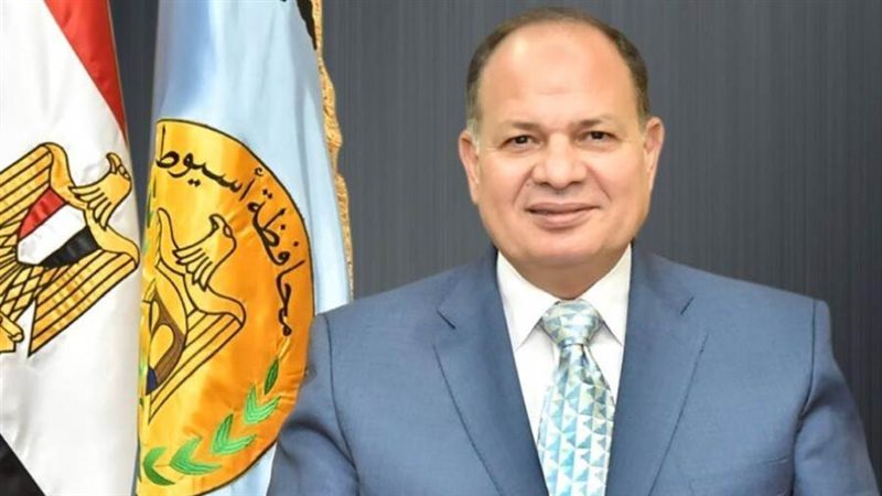 محافظ أسيوط عصام