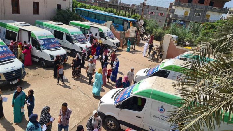 الكشف على 1790 مواطن