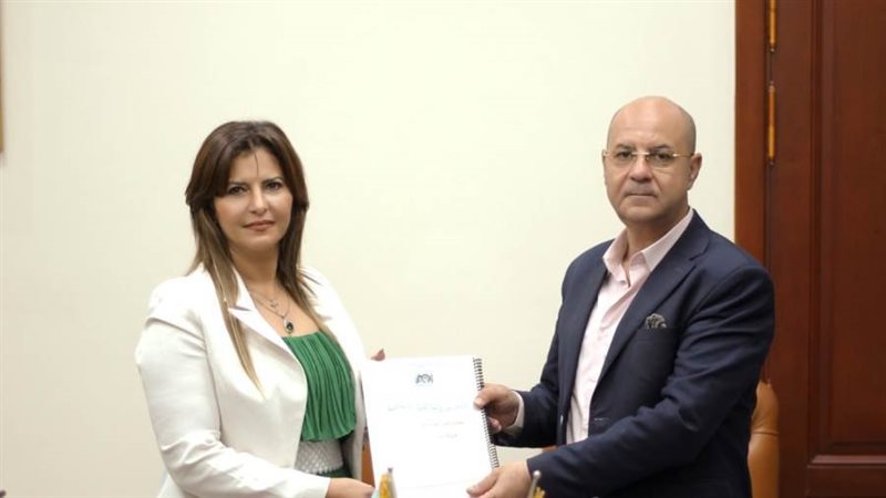 اللواء عمر عبد العزيز