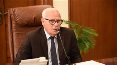 محافظ بورسعيد يوجه بسرعة تشكيل لجان لاستلام مباني الخدمات