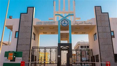 جامعة العريش: الكشف على 778 مواطنًا في قافلة طبية بمستشفى الشيخ زويد