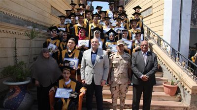 محافظ بني سويف يُكرّم 50 أوائل الثانوية العامة والدبلومات الفنية والإعدادية