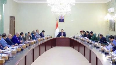 الحكومة اليمنية تحذر من استمرار ميليشيا الحوثي في مسارها التصعيدي