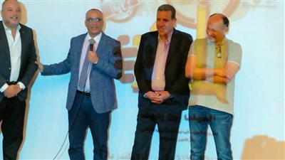 رئيس هيئة قصور الثقافة يسلم شهادات تخرج الدفعة الثانية من 