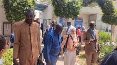 الصحة: وفد من المركز الإفريقي للتحكم في الأمراض يتفقد عيادات الفيروسات بالصحة النفسية