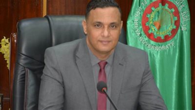 محافظ الدقهلية: دراسة تجهيز 53 استراحة مواقف سرفيس حضارية تليق بالمواطنين