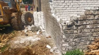 إزالة 116 حالة تعد بالبناء المخالف على الأرض الزراعية وأملاك الدولة بمراكز المنيا