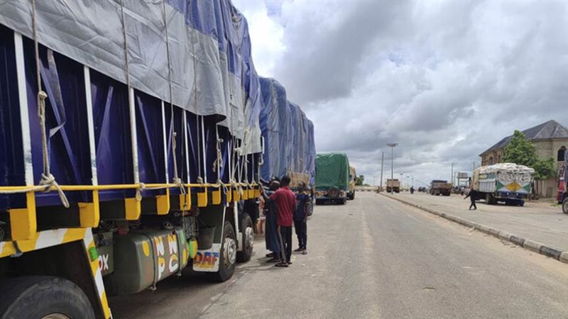 مواصلة العقوبات ضد