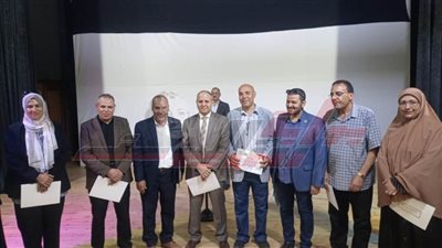 تكريم أيمن الزناتي الفائز بالبطولة الدولية لتنس الطاولة البارالمبية 2023