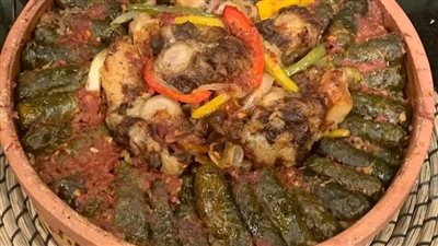 طاجن ورق عنب بالعكاوي على طريقة الشيف هالة فهمي