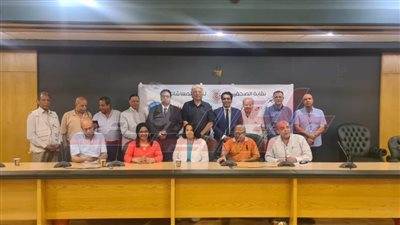 انطلاقة قوية لصالون تواصل الأجيال وحزمة توصيات لاستعادة هيبة الصورة الصحفية 