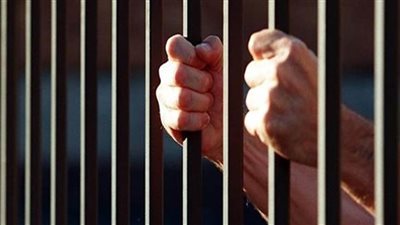 حبس عاطل لاتخاذ منزله وكرًا لتصنيع وإصلاح الأسلحة النارية بطوخ