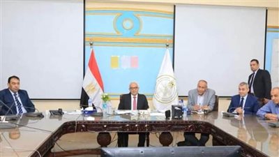 وزير التعليم يتابع امتحانات الدور الثاني لطلاب الثانوية العامة من خلال غرفة العمليات المركزية